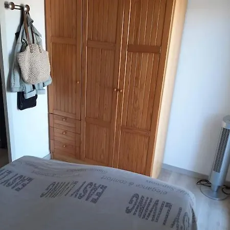 Apartment Au Clair De