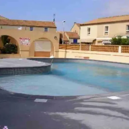 Au Clair De Apartment *