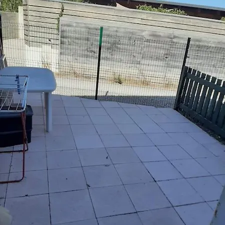 Apartment Au Clair De Frontignan